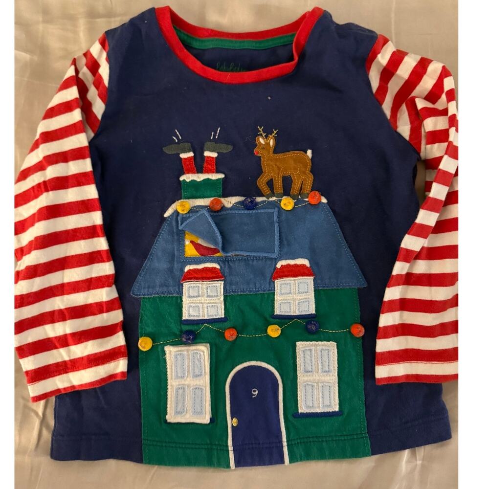 Mini Boden Christmas House applique shirt size 3-4